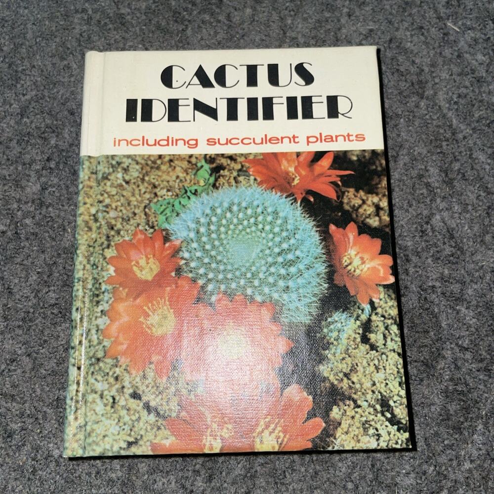CACTUS IDENTIFIER including succulent plants by HELMUT BECHTEL 1977 Vintage